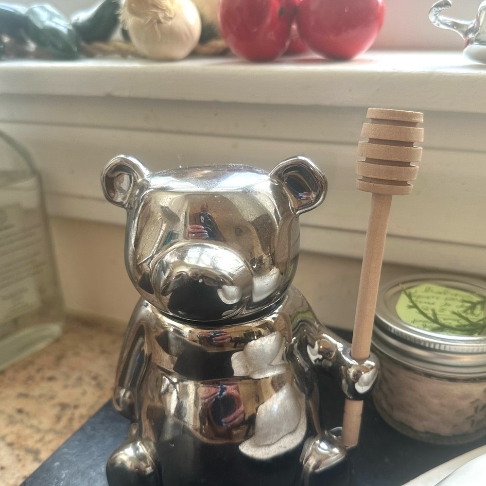 Anthropologie Silver Metallic Bear Honey Jar /Pot w/ Wooden Dipper in Bear’s Paw